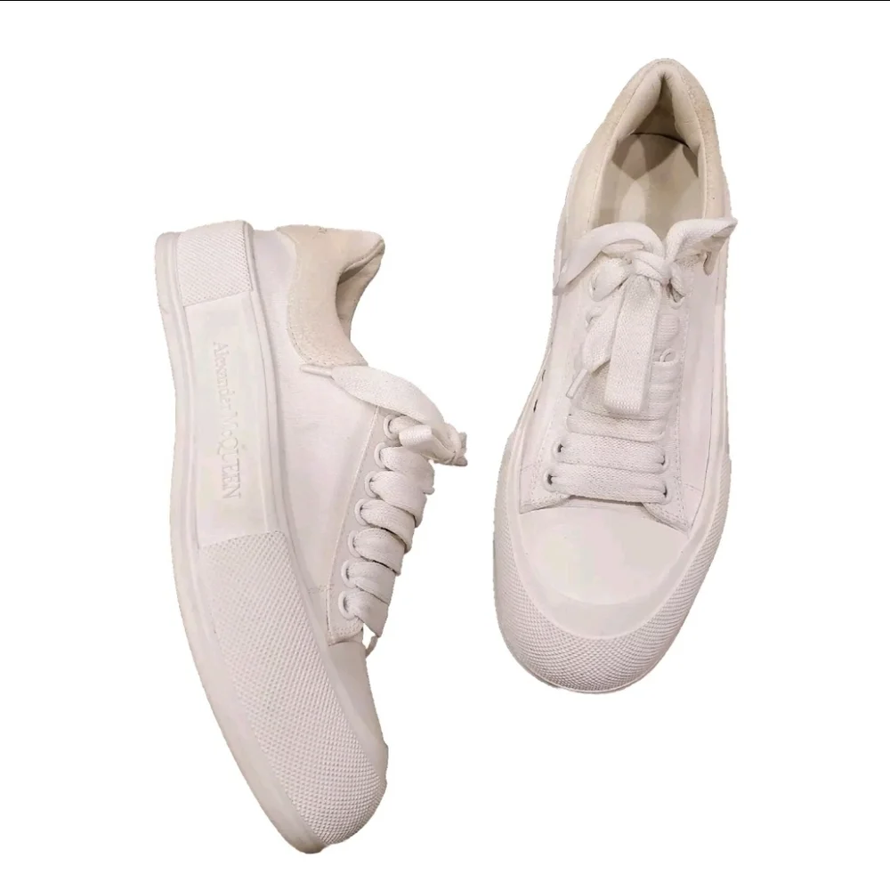 NEW Alexander McQueen Deck Plimsoll Lace-Up White Sneaker Size  EU 39